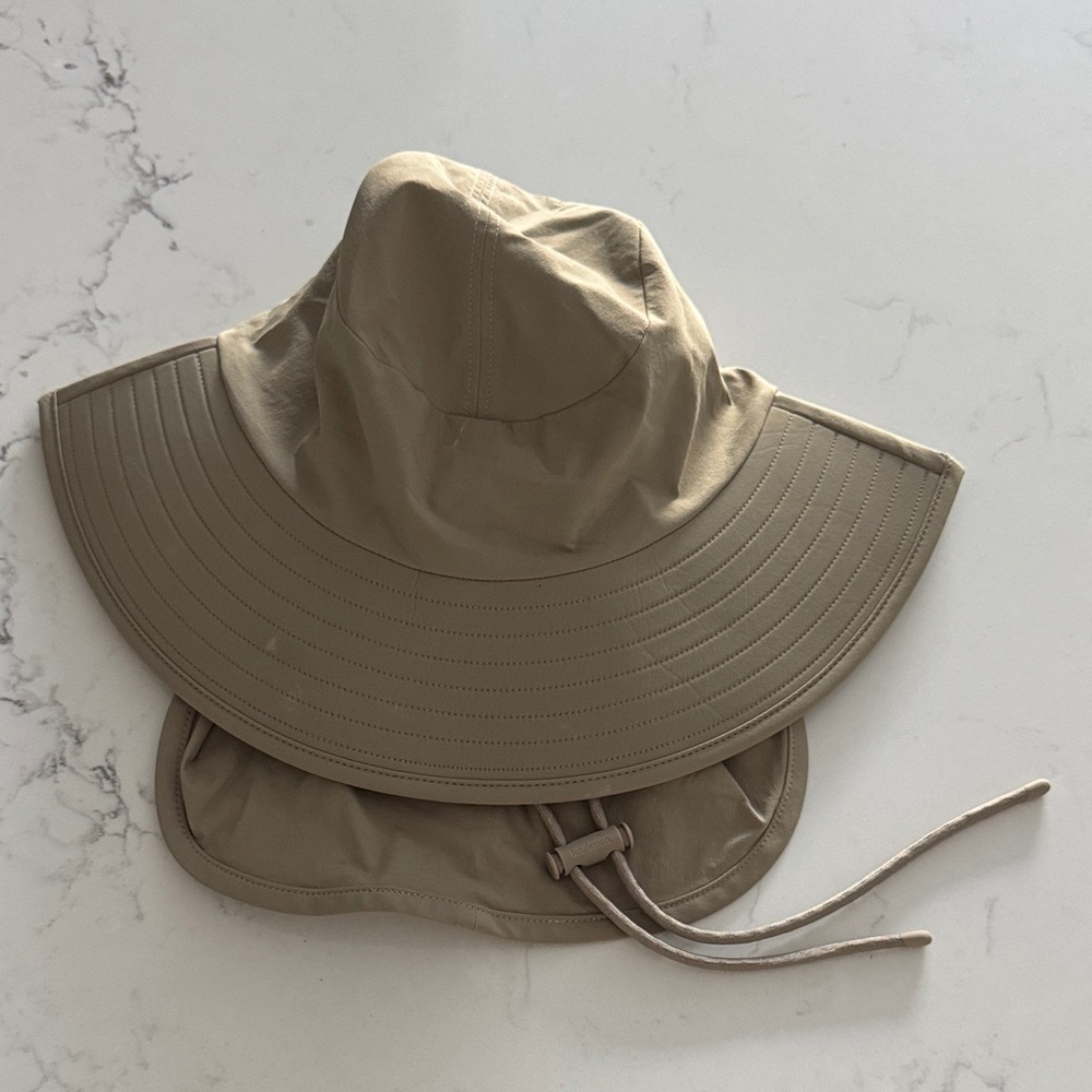 NWOT Lululemon athletica Tan Sun Hat with UPF 50 in sheer oak color - Picture 8 of 8